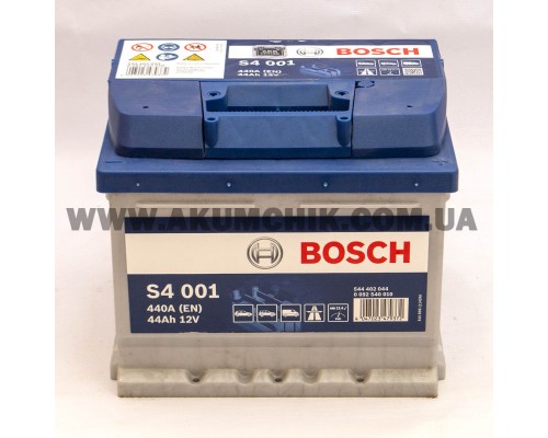 Акумулятор автомобільний 44Ah-12v Bosch S4001 (207х175х175) низький, R, EN440   0220