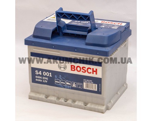 Акумулятор автомобільний 44Ah-12v Bosch S4001 (207х175х175) низький, R, EN440   0220