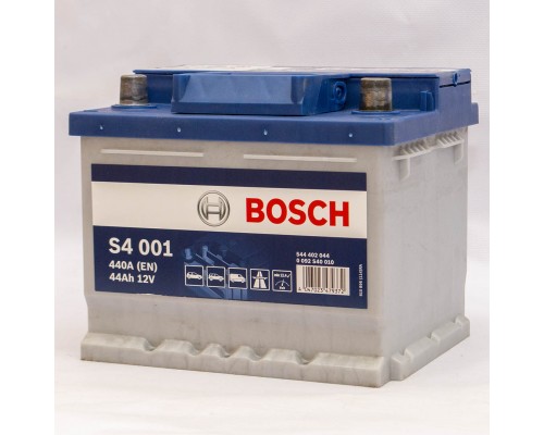 Акумулятор автомобільний 44Ah-12v Bosch S4001 (207х175х175) низький, R, EN440   0220