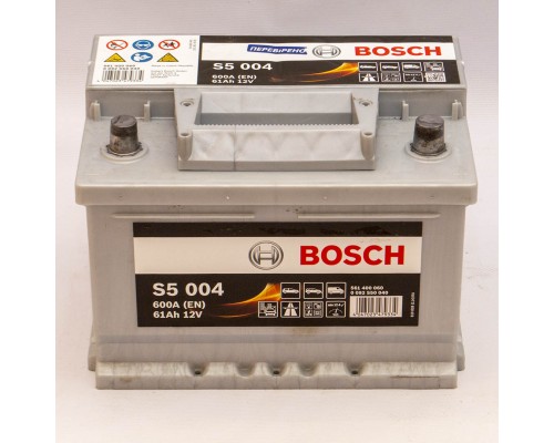 Акумулятор автомобільний 61Ah-12v Bosch S5004 (242х175х175) низький, R, EN610
