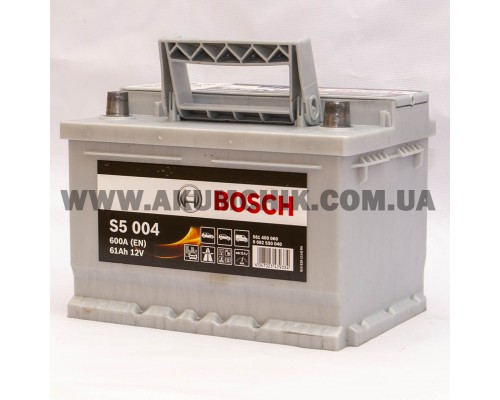 Акумулятор автомобільний 61Ah-12v Bosch S5004 (242х175х175) низький, R, EN610