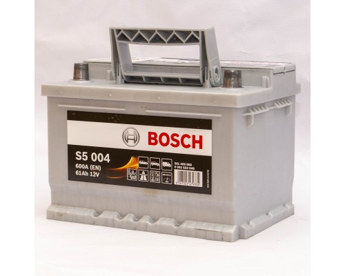 Акумулятор автомобільний 61Ah-12v Bosch S5004 (242х175х175) низький, R, EN610